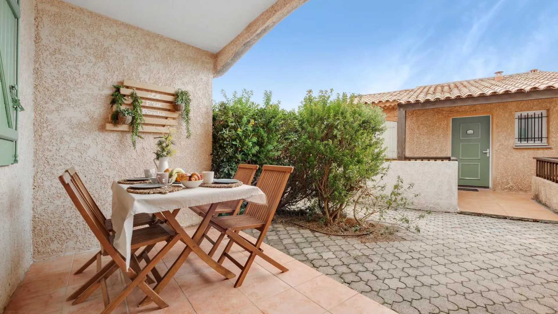 Appartement Le Ptit Paradis, Piscine - Tennis Les Issambres Frankrijk